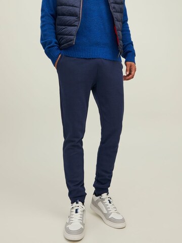 JACK & JONES Tapered Pants in Blue: front