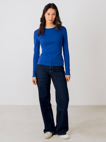 Honest Basics Shirt 'Long Rib'‌‌‌‌‌ in Blau