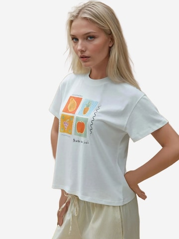 Hiccup T-Shirt in Weiß