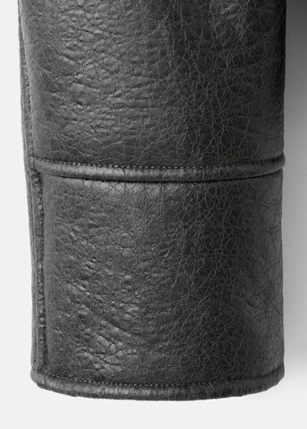 MANGO Between-Season Jacket 'Coach' in Black