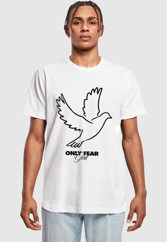 Maglietta 'Only Fear God' di Mister Tee in bianco: frontale