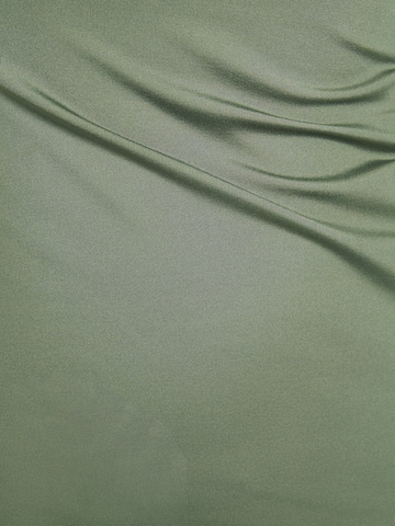 Bershka Obleka | zelena barva