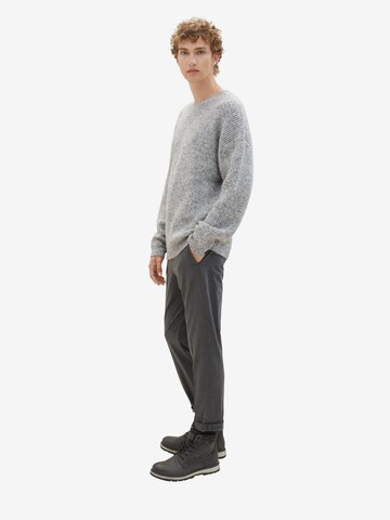 TOM TAILOR DENIM Regular Pleated Pants in Grey