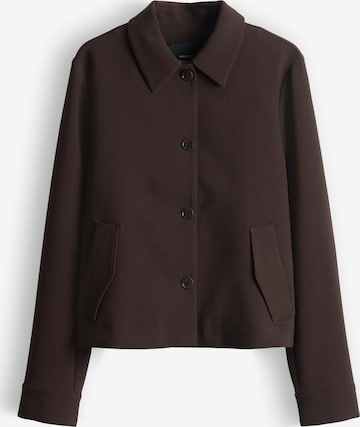 brūns Someday Starpsezonu jaka 'Nanuna': no priekšpuses