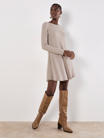 Robes en maille Apricot en gris