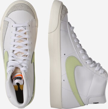 Nike Sportswear Kõrged ketsid 'Blazer Mid 77', värv valge