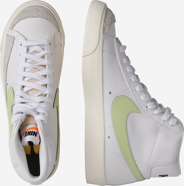 Nike Sportswear Високи маратонки 'Blazer Mid 77' в бяло