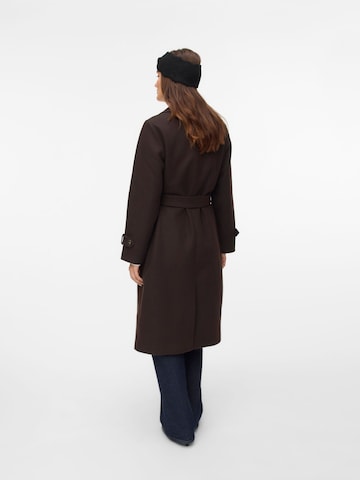 VERO MODA Tussenmantel 'Fortunevega' in Bruin