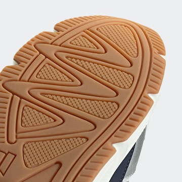 ADIDAS SPORTSWEAR adidas Sportswear Sneaker in Grau
