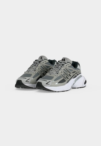 ADIDAS ORIGINALS Sneaker low 'Adistar XLG 2.0' i grå