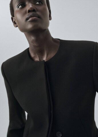 MANGO Jacke 'Tropi' in Schwarz