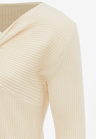 leo selection Sweater in White