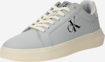 Calvin Klein Jeans - Zapatillas deportivas bajas 'Seamus' en gris: frente