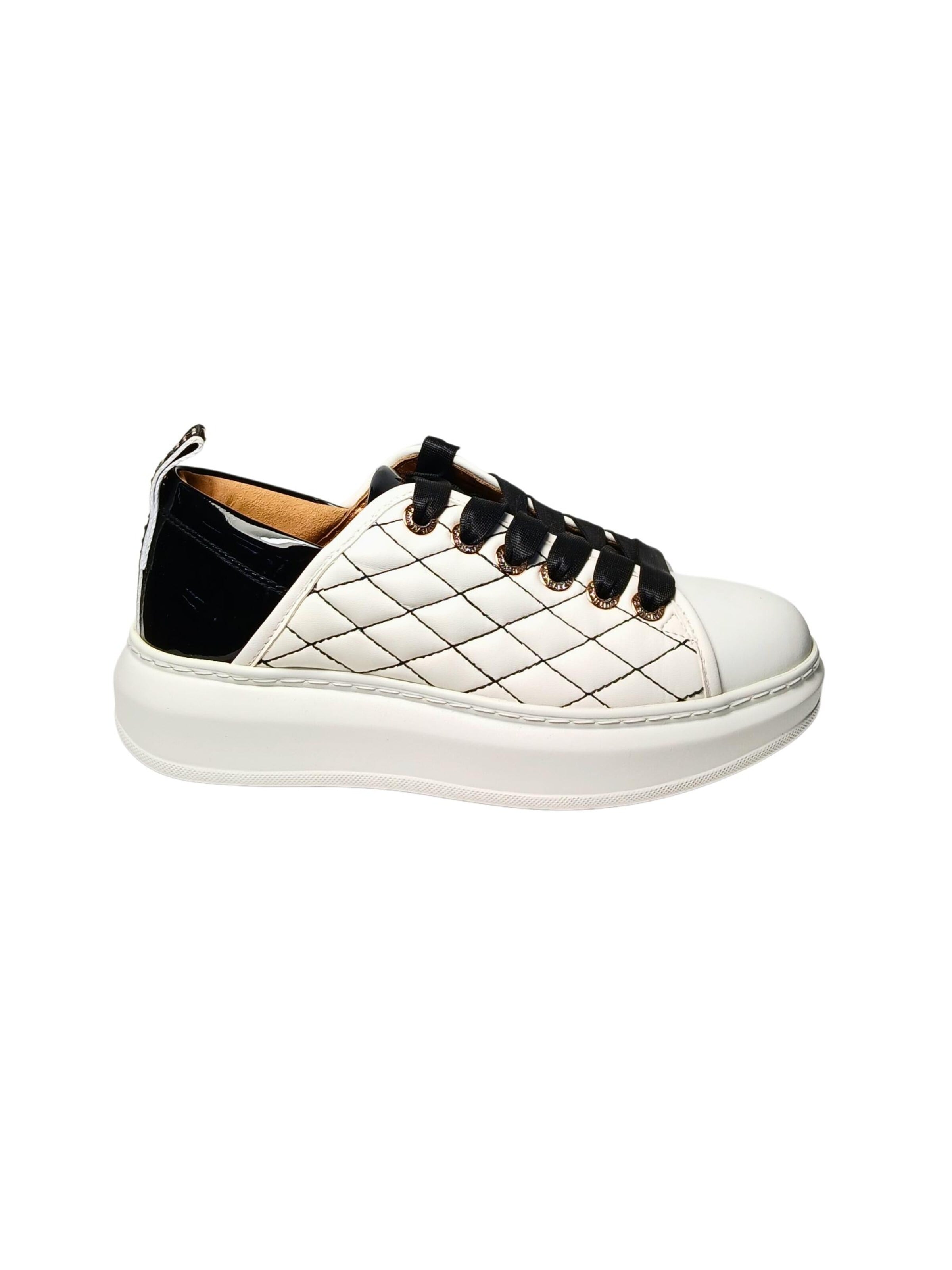 Sneaker bassa di Alexander Smith in bianco: frontale