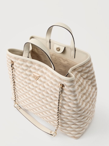GUESS Tasche 'GIULLY II' in Grau