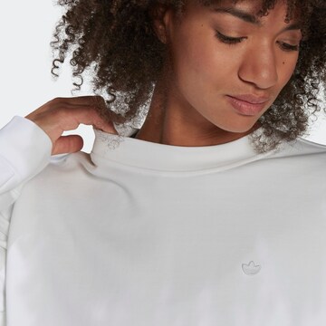 Sweat-shirt ADIDAS ORIGINALS en blanc