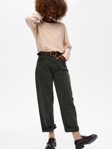 Blue Shadow Regular Pants in Green