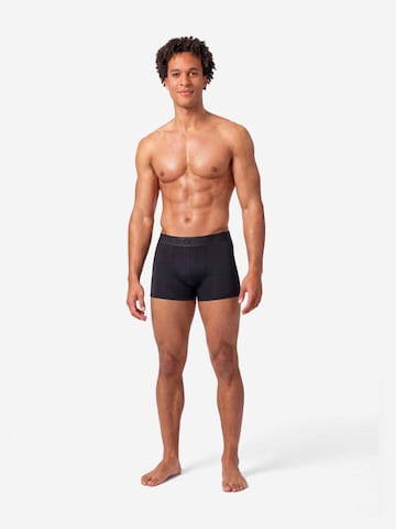 SNOCKS Boxer shorts in Black: front