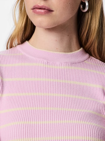 PIECESPulover - ljubičasta boja