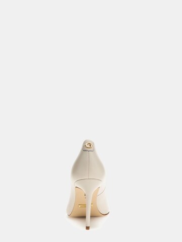 GUESS Pumps 'Rica' in Beige