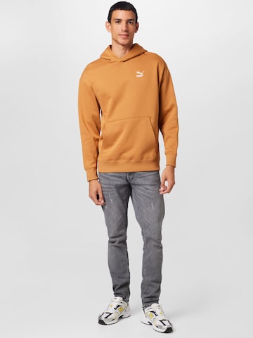 PUMA Sweatshirt 'Classics' in Braun