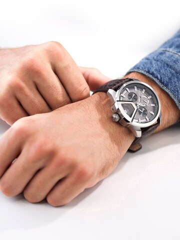 POLICE Analoog horloge 'Underlined' in Zilver: voorkant