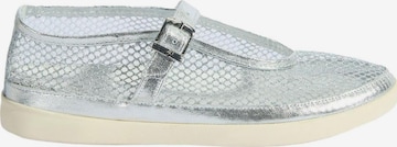 Chaussure basse 'Beleg' Desa en argent : devant