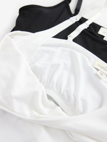 Next - Top en negro