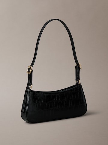 Calvin Klein - Bolso de hombro en negro