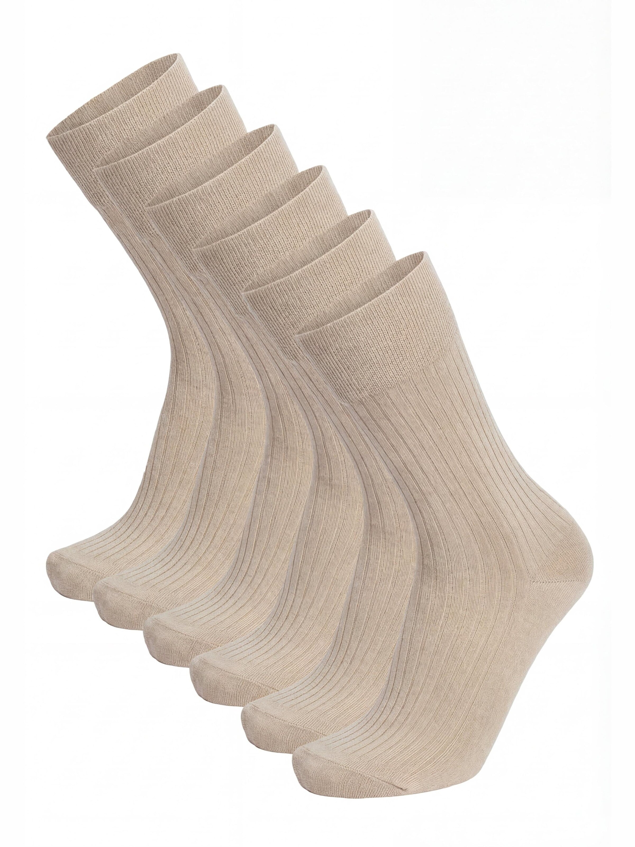 Ciocca Socks in Beige: front