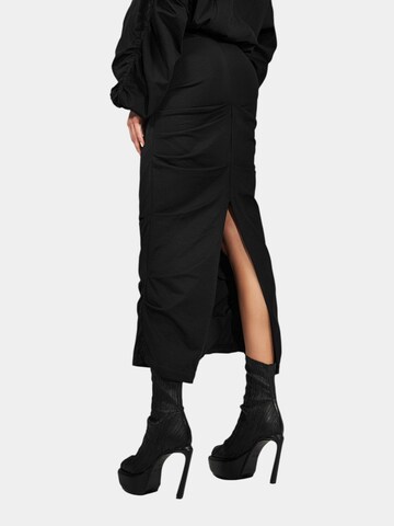 Gonna 'ETHER Skirt - F27545' di Made By Society in nero