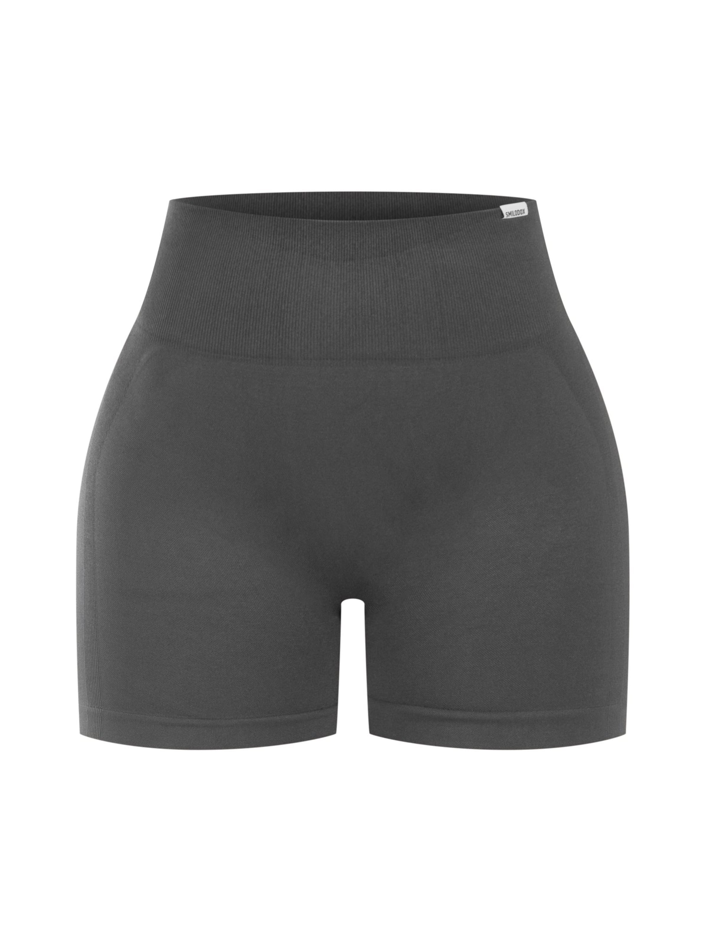Smilodox Shorts 'Priska' in Grau: Vorderseite