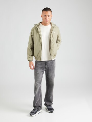 Calvin Klein Jeans Φθινοπωρινό και ανοιξιάτικο μπουφάν 'HARRINGTON' σε πράσινο
