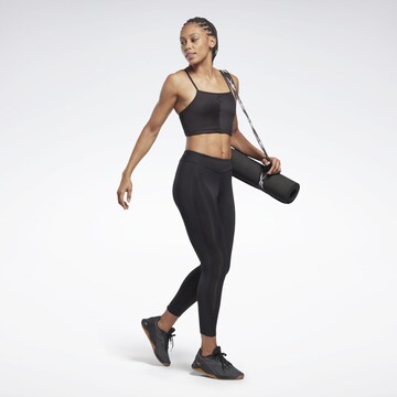 Reebok Skinny Sporthose in Schwarz