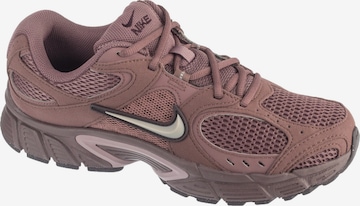 Baskets basses 'Nike V5 RNR' NIKE en rouge : devant