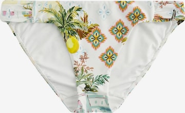 balta Next Bikinio kelnaitės: priekis