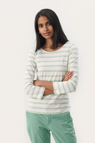 T-shirt 'Emel' Part Two en vert : devant