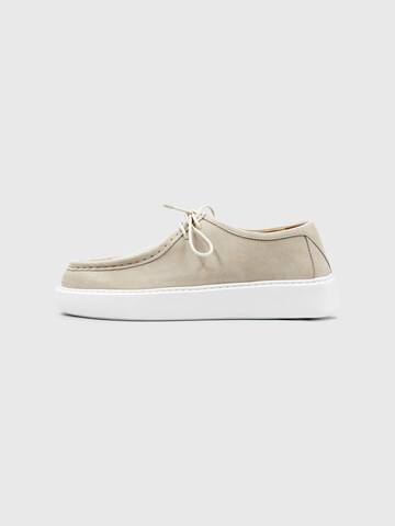 Dutch'D Slip-ons 'Atmos Aura' in Beige: front