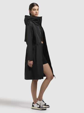 khujo Tussenmantel 'Loulou' in Zwart