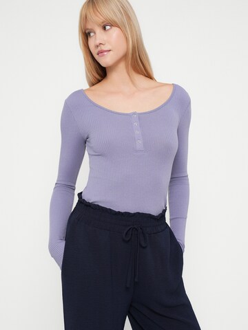 VILA Regular Pants 'VITIFF' in Blue