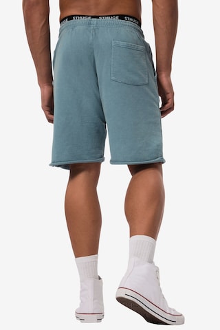 STHUGE Regular Shorts in Blau
