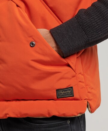 Superdry Weste 'Vintage Mountain' in Rot
