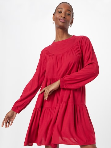 Robe UNITED COLORS OF BENETTON en rouge : devant