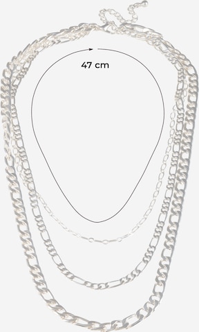 Monki Necklace in Silver