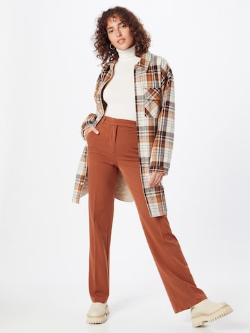 Sisley Regular Trousers with creases in Brown