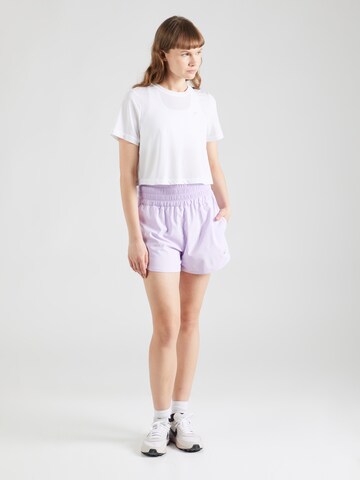 NIKE Regular Sportshorts 'ONE' in Lila