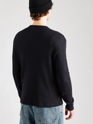 HOLLISTER Bluser & t-shirts i sort