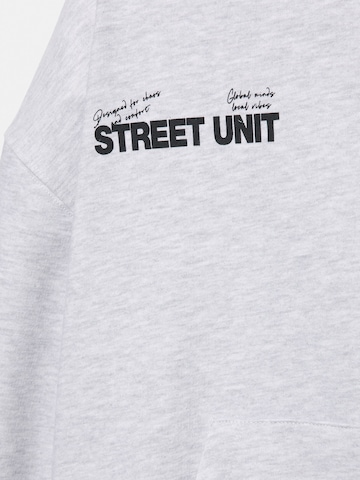 Pull&Bear Sweatshirt in Grau