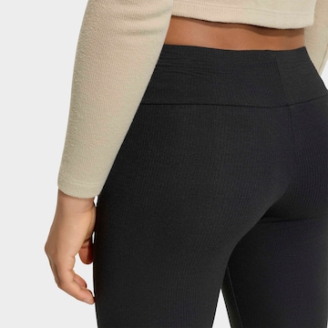 ADIDAS ORIGINALS Skinny Fit Клин в черно