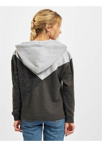 Felpa 'Sitka' di Just Rhyse in grigio